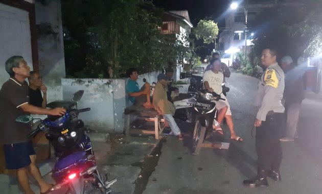 Patroli Dialogis Polsek Luwuk Pererat Silaturahmi dengan Masyarakat