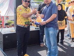 Golkar Banggai Beri Penghargaan Kepada Sembilan Sesepuh Partai