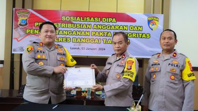 Percepat Serapan Anggaran, Kapolres Banggai Pimpin Sosialisasi Dipa 2024 dan Penandatanganan Pakta Integritas
