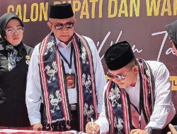 Disambut Komisioner KPU Banggai, Pasangan ATFM Mendaftar di Hari Kedua