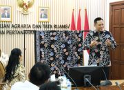 Dedikasi untuk Hari Batik Nasional, Menteri AHY Luncurkan Batik Sekar Pace Bhumi untuk Jajaran Kementerian ATR/BPN