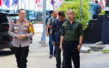 Santo Gotia Dampingi Kapolres Cek Pengamanan Gudang KPU