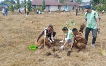 TNI-Polri dan Pertamina EP Tanam Pohon di Desa Kamiwangi Toili Barat