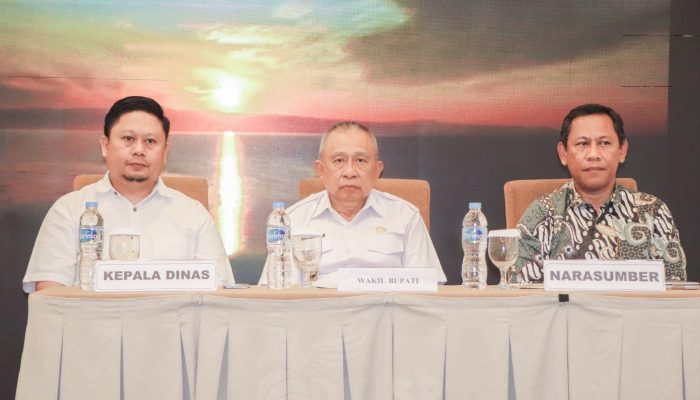 DKISP Banggai Gelar Bimtek TTIS, Wabup Furqanuddin Serukan Penguatan Keamanan Digital