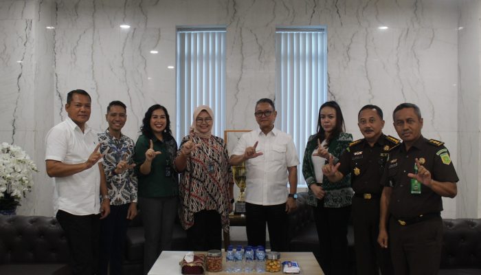 Perkuat Sinergi, Kajati Sulteng Terima Audiensi Pimpinan Bank Mandiri
