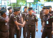 Tegaskan 7 Perintah Harian Jaksa Agung, Kajati Sulteng Motivasi Aparat Kejari Banggai