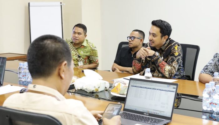 Kunjungi BRI Cabang Palu, Senator Sulteng Andhika Amir Ingatkan Perbankan Permudah Akses Modal Rakyat