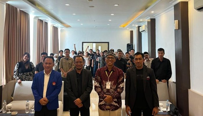 Arsitek dari Tiga Kabupaten Ikuti Penataran Kode Etik IAI Sulteng di Luwuk