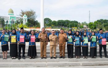 Terbanyak di Sulteng, Bupati Banggai Serahkan 3.911 SK PPPK Paruh Waktu untuk Perkuat Kapasitas ASN