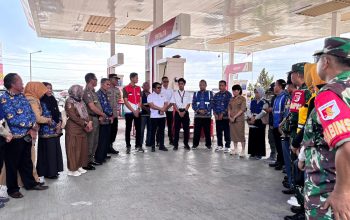 Antisipasi Kelangkaan Jelang Idul Fitri, Beniyanto Tinjau Langsung Pelayanan SPBU di Luwuk