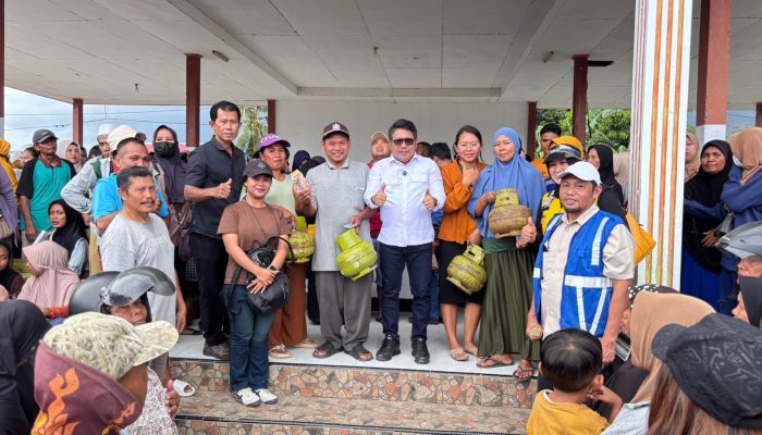 Beniyanto Tamoreka Intervensi Harga 1.120 Tabung LPG, Warga Toili Bisa Beli Rp15 Ribu