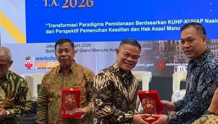 Kadiv Hukum Polri Irjen Pol. Dr. Agus Nugroho Buka Lokakarya Transformasi Paradigma Pemidanaan Berdasarkan KUHP Nasional