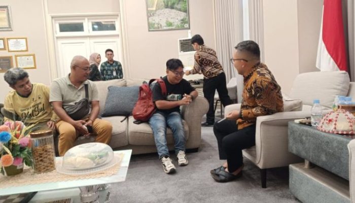 Bupati Banggai Kirim Sinyal Keras : Bakal Ada Kepala Dinas Yang Saya Copot