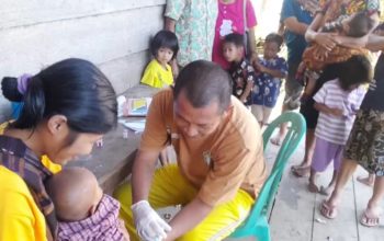 Imunisasi Hadir di Titik Terpencil Banggai: Nakes Puskesmas Pagimana Tembus Pedalaman Baloa