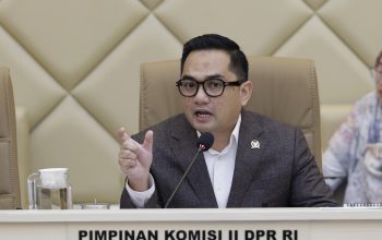 Komisi II DPR Minta Pemda Tidak PHK PPPK, Dorong Pembiayaan Gaji Melalui APBN