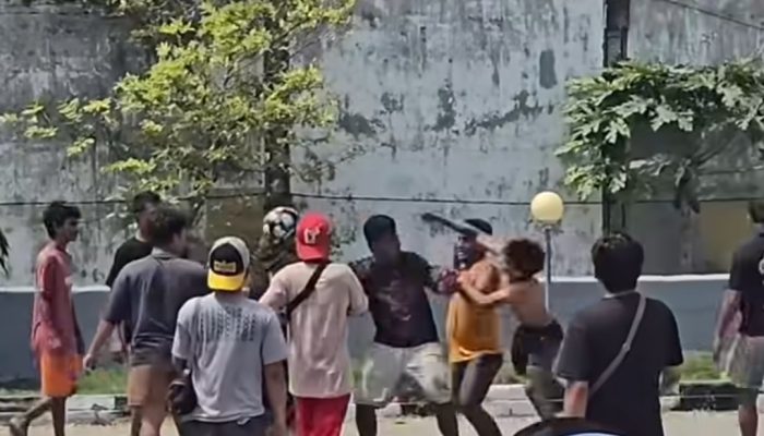 Bukan Karena Solar Subsidi, Fakta Video Viral Baku Hantam di SPBU Bunga : Tindakan Tak Pantas Sopir