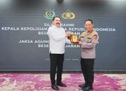 Sambangi Kejaksaan Agung, Kapolri Tegaskan Komitmen Perkuat Sinergitas demi Hukum yang Berkeadilan