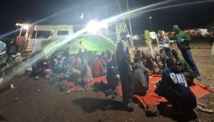 Tiga Tahun Paru-Paru Warga Siuna Digilas Debu, Malah Dibalas Laporan Polisi