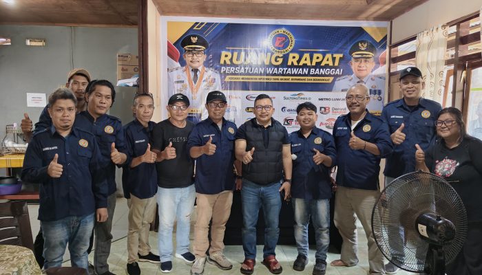 Satu Pena, Satu Arah: Kala Bupati Banggai Menyapa ‘Rumah’ Persatuan Wartawan Banggai