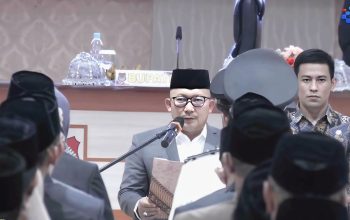 Bupati Banggai Lantik Puluhan Pejabat Administrator :  Gender Baru Lela Gusrini Ahmad Masuk Camat Luwuk, Ikhsan Halid Kepala BPBJ